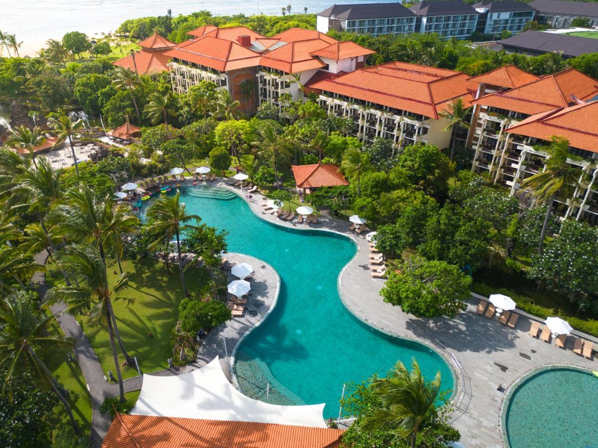 Ayodya Resort Bali Nusa Dua  Exterior foto The pool at the resort