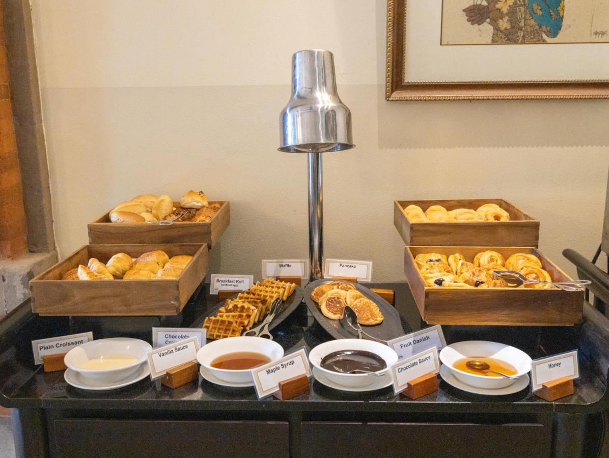 Ayodya Resort Bali Nusa Dua  Exterior foto A chafing dish with a food warmer