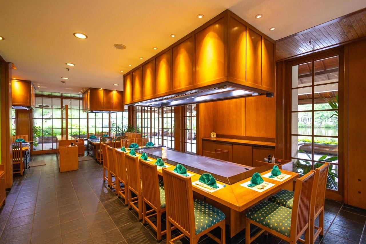 Ayodya Resort Bali Nusa Dua  Exterior foto A restaurant at the resort