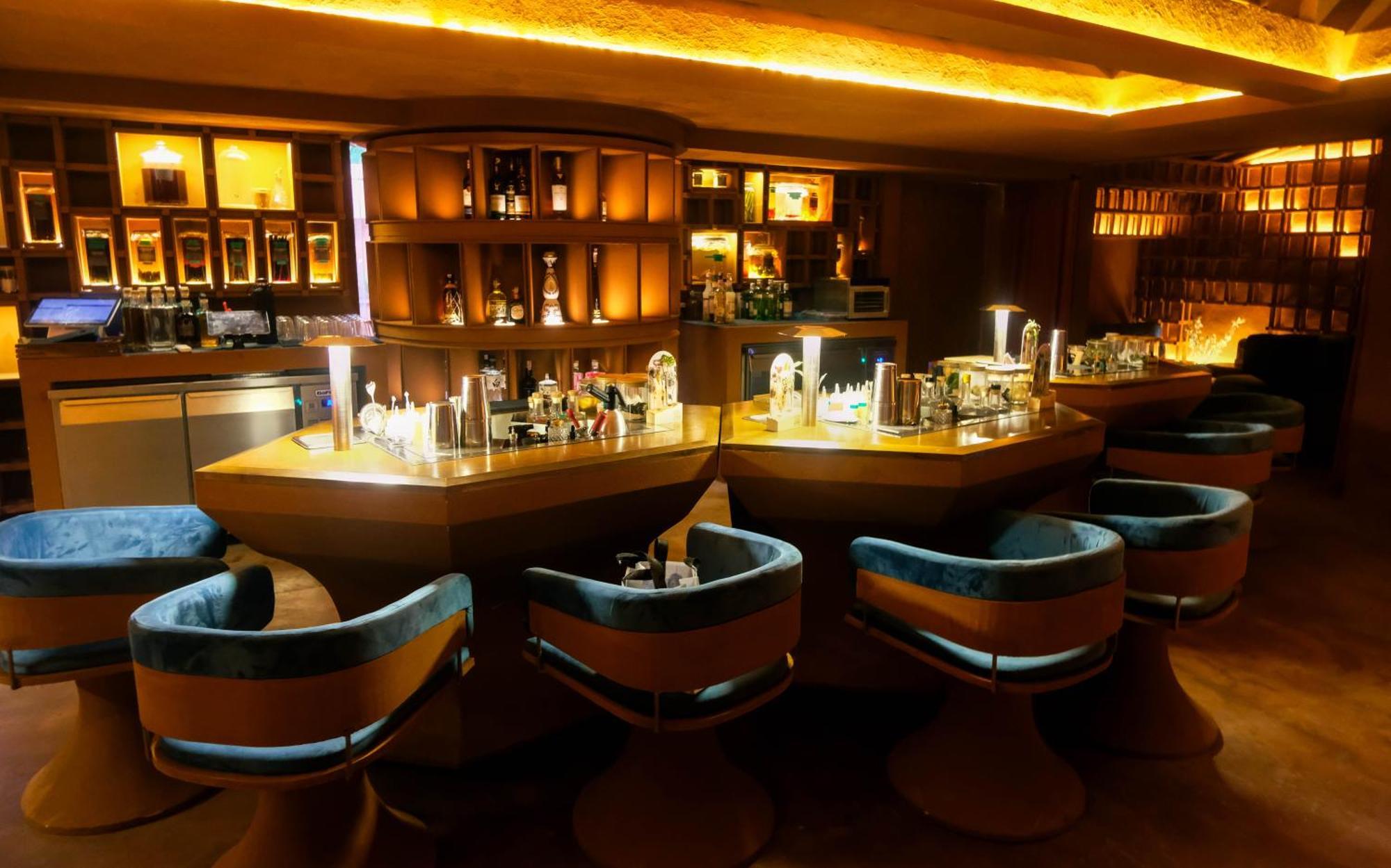 Ayodya Resort Bali Nusa Dua  Exterior foto The bar at the 1919