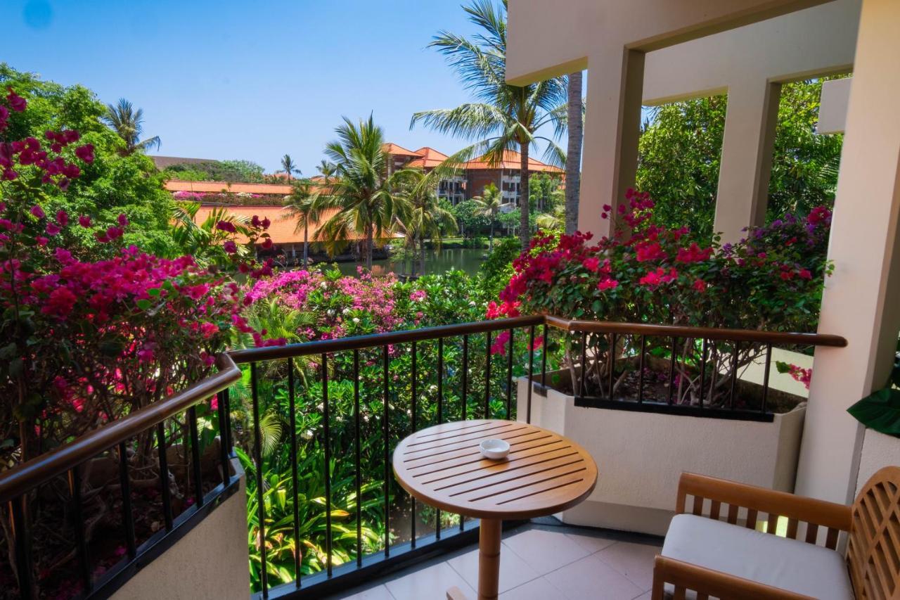 Ayodya Resort Bali Nusa Dua  Exterior foto A balcony at the hotel